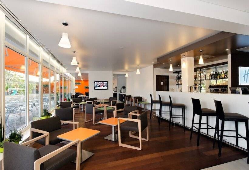 هتل Holiday Inn Express Strasbourg   Sud, An Ihg