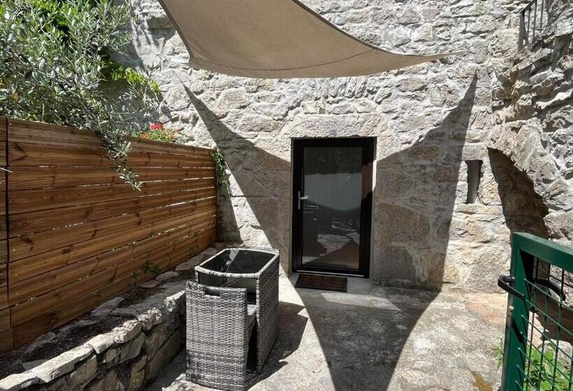 فندق Hôtel Mas De L Espaïre