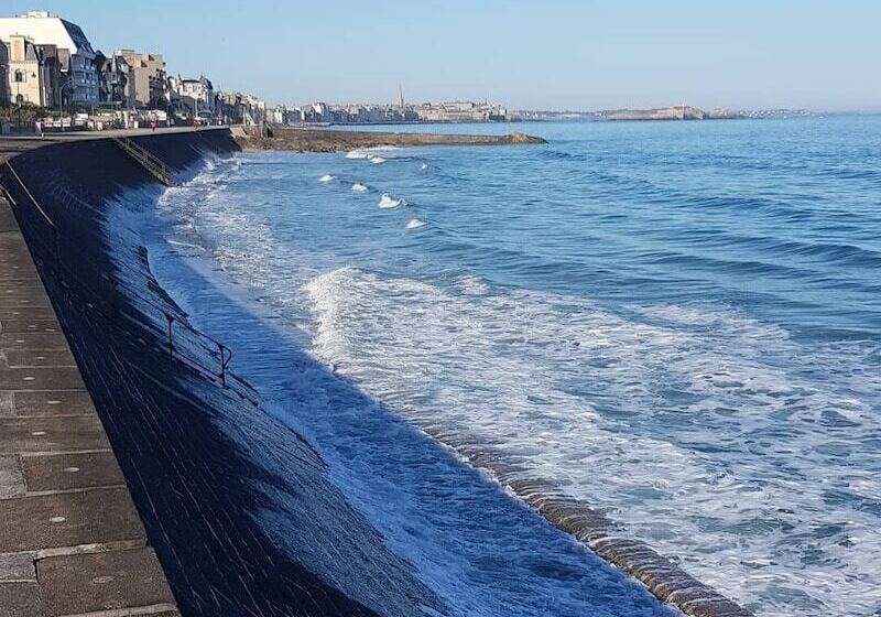 ホテル La Villefromoy