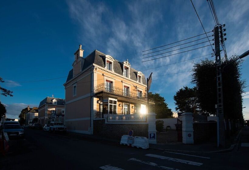 ホテル La Villefromoy