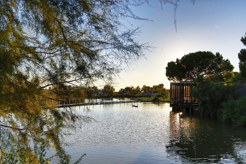هتل Mas De La Fouque   Hôtel & Spa