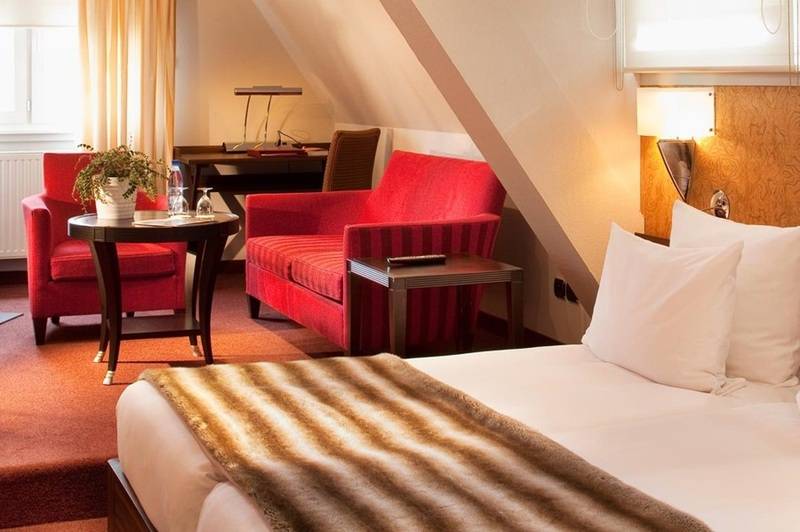 هتل Le Parc Hôtel Obernai & Yonaguni Spa