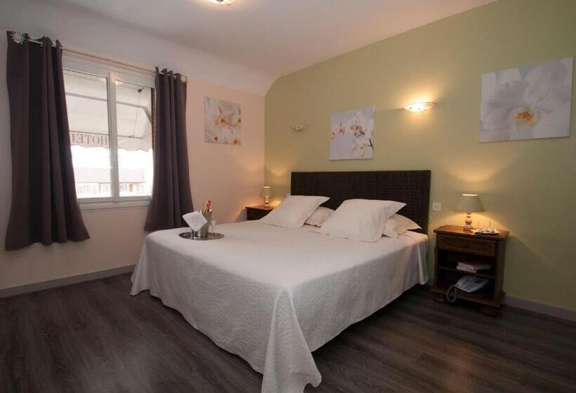 호텔 Logis Hôtel Restaurant Le Coq Hardi