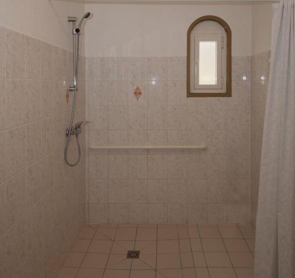 호텔 Logis Hôtel Restaurant Le Coq Hardi