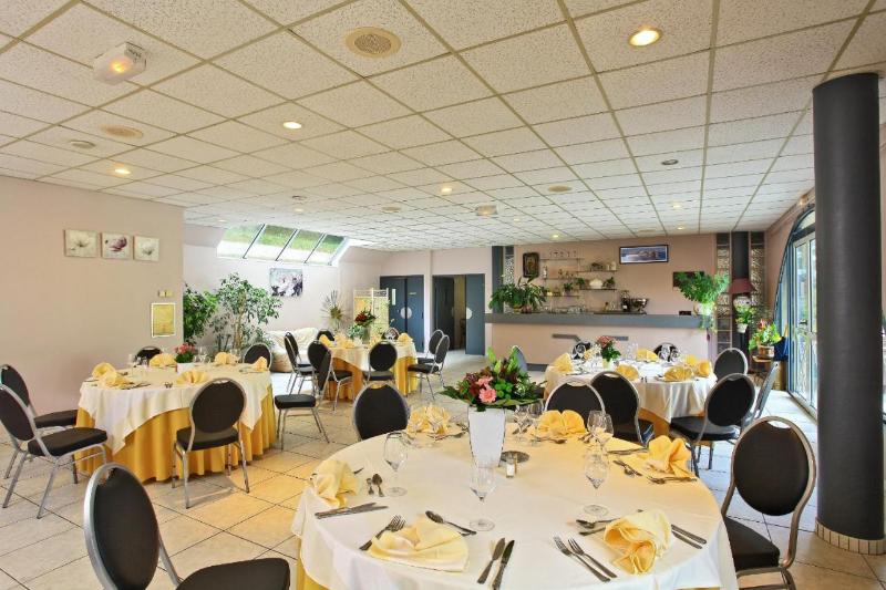 فندق Logis Le Vieux Logis