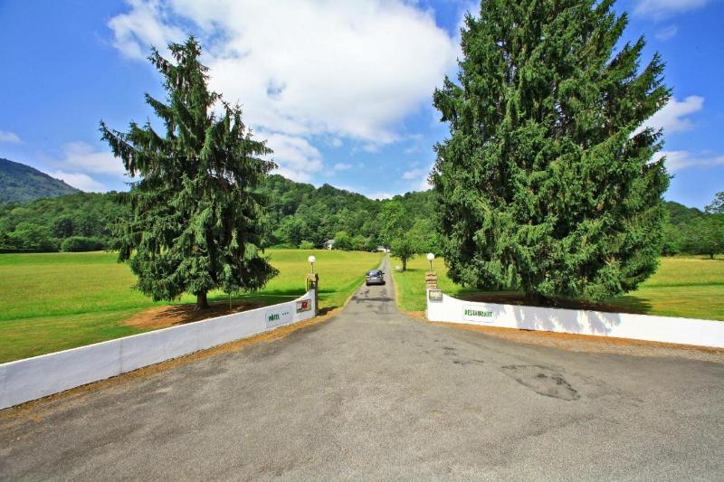فندق Logis Le Vieux Logis