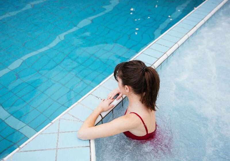 هتل Sofitel Biarritz Le Miramar Thalassa