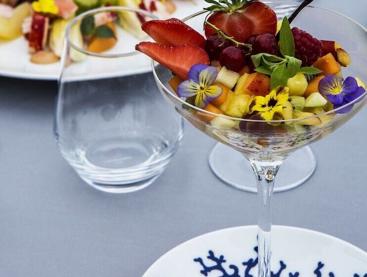 هتل Sofitel Biarritz Le Miramar Thalassa