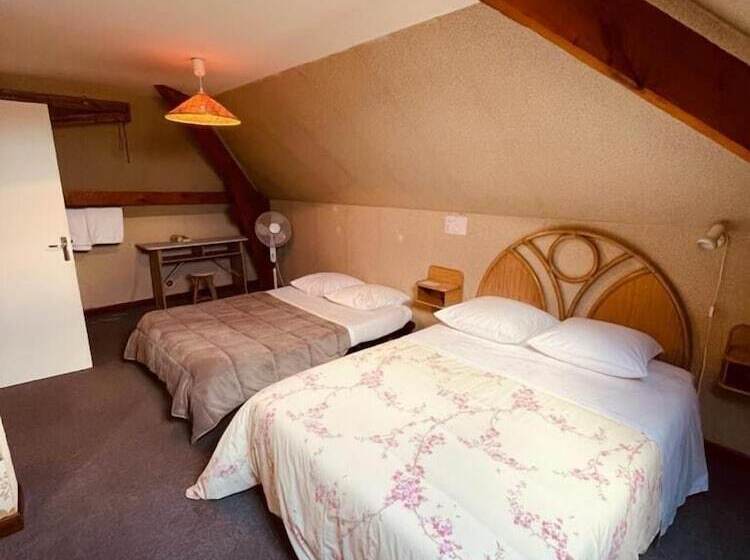 בית מלון כפרי A La Porte Saint Jean