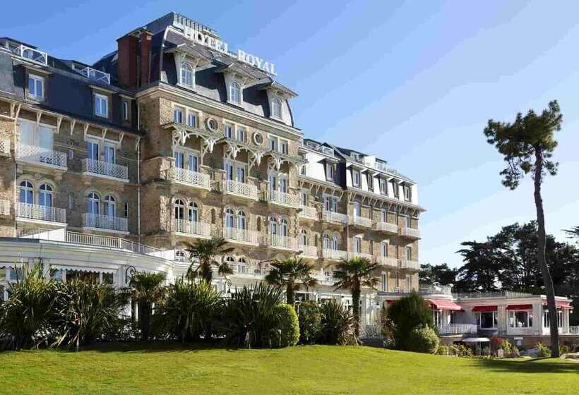 בית מלון כפרי Barriere Le Royal La Baule