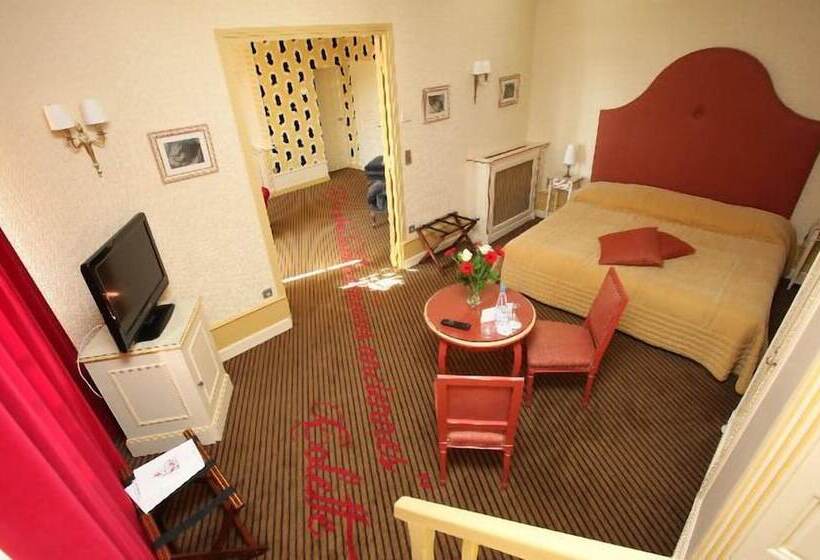 هتل Château De Castel Novel