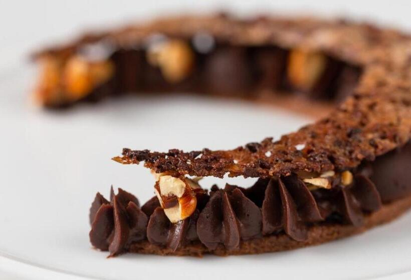 فندق De La Poste