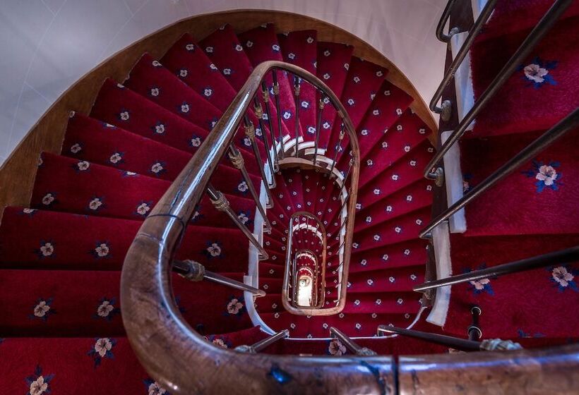 هتل Grand Hôtel De L Univers Saint Germain