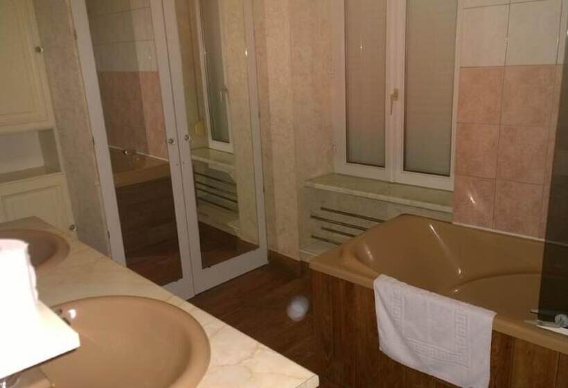 ホテル Hôtel Saint Pierre