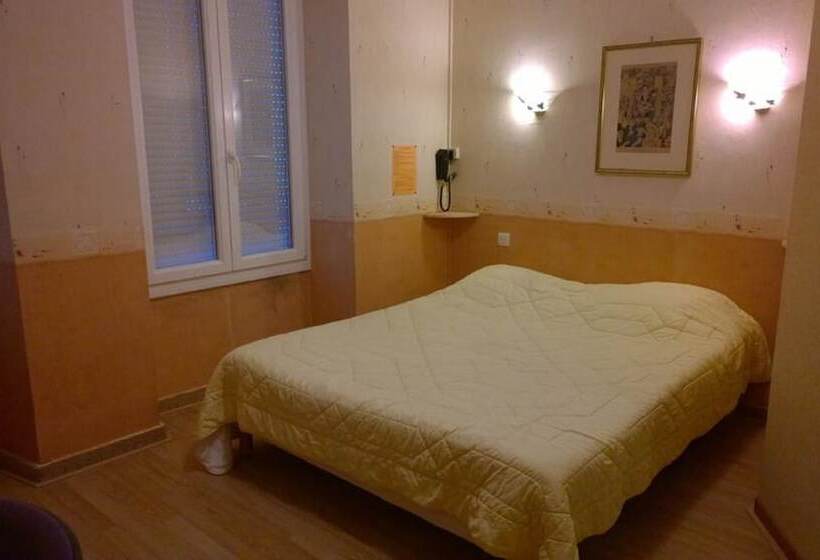 ホテル Hôtel Saint Pierre