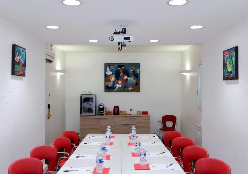 فندق Ibis Dole Sud Choisey