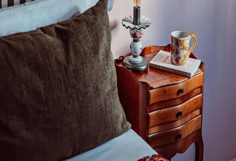 هتل Maison Saintonge