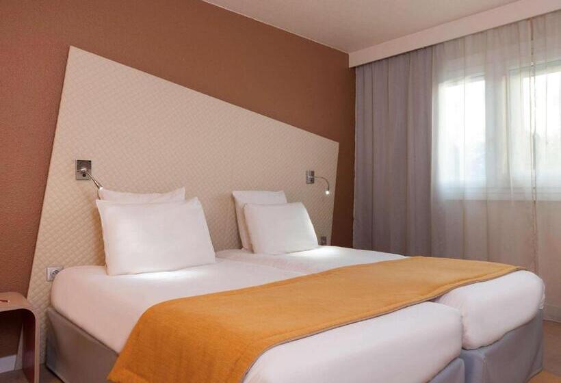 هتل Mercure Paris Le Bourget Aeroport