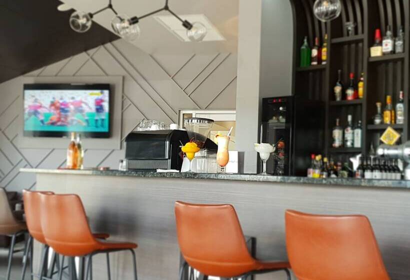 فندق Peninsula International