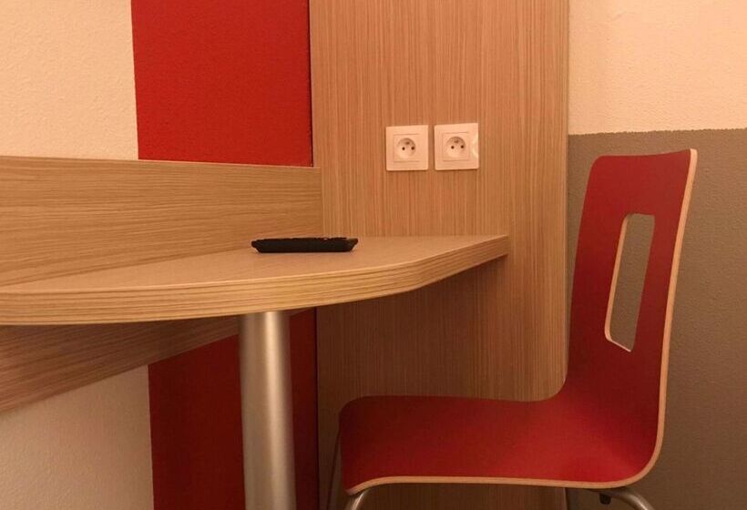 בית מלון כפרי Premiere Classe Reims Ouest  Tinqueux