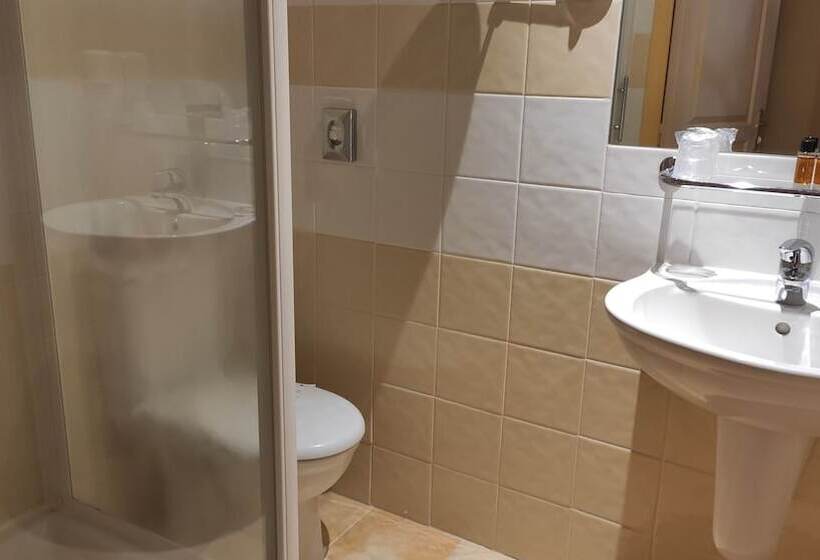 هتل Résidence Share Inn
