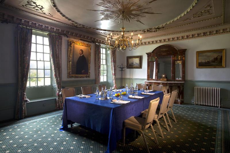 호텔 Chilston Park