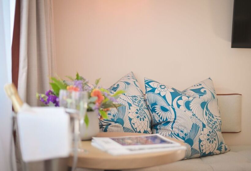 فندق The Relais Cooden Beach