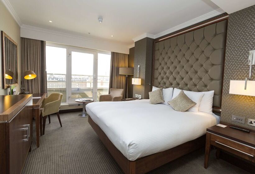 هتل Doubletree By Hilton  London  Victoria