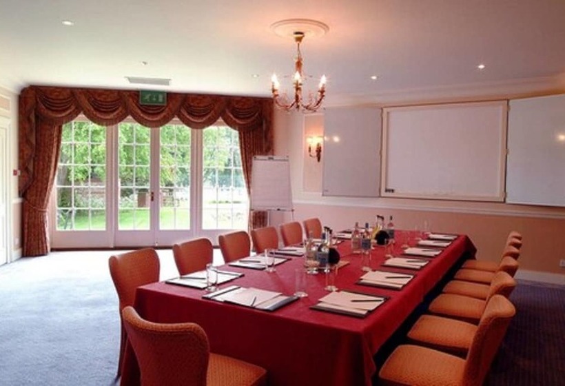 ホテル Esseborne Manor