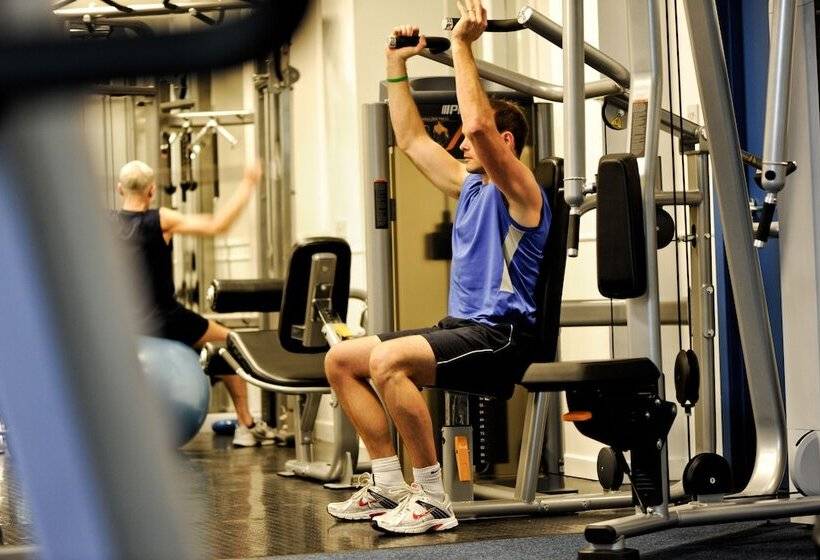 ホテル Leonardo  Edinburgh Murrayfield