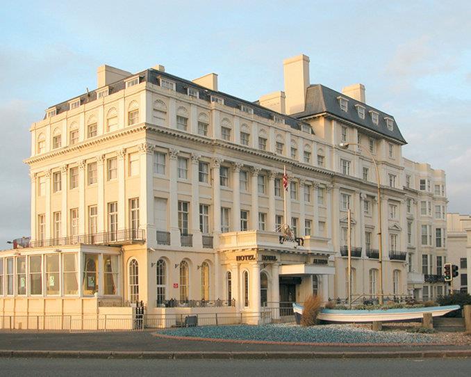 Отель Royal Albion