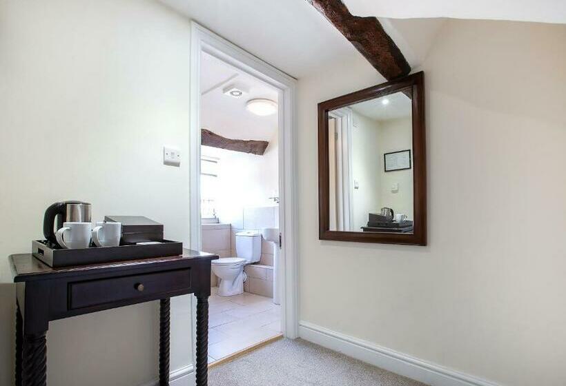 هتل The Bishops Table