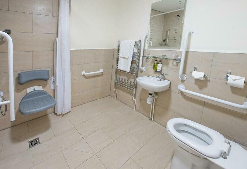 هتل The Bishops Table