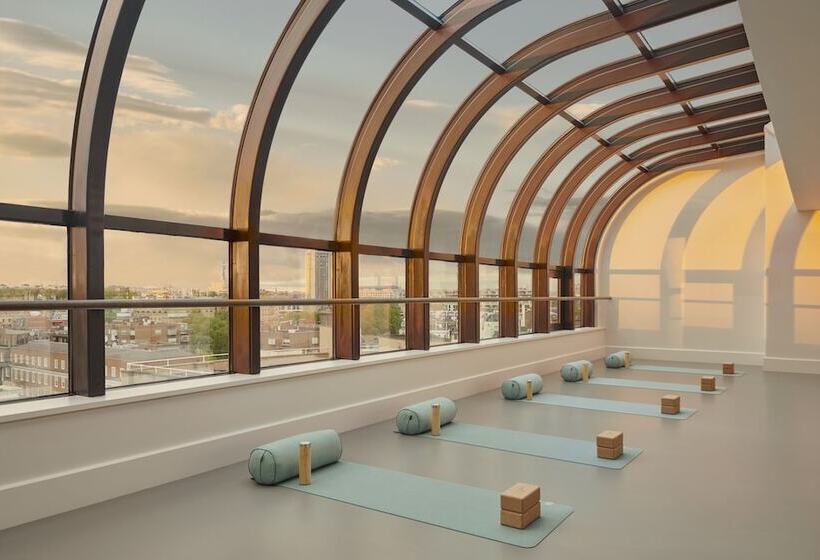 בית מלון כפרי Jumeirah Carlton Tower London