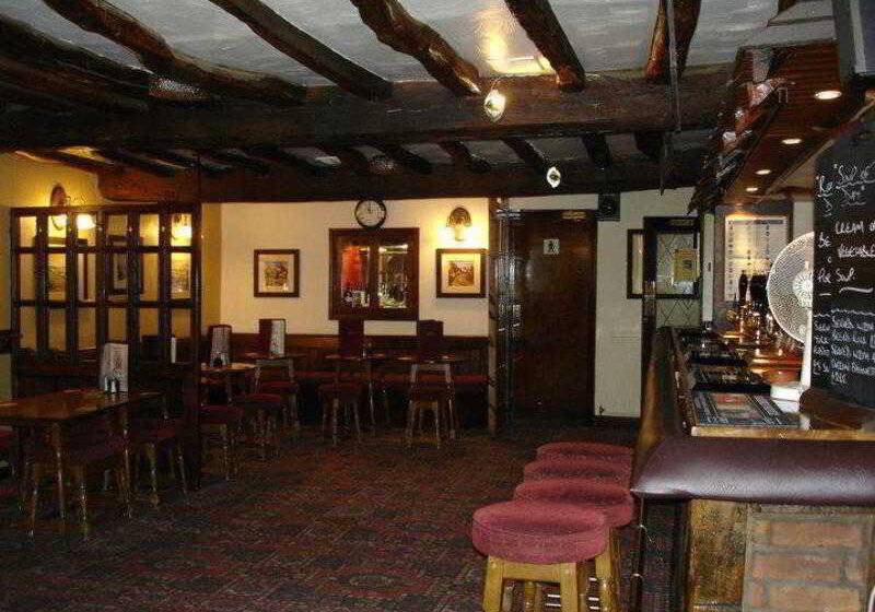 هتل The Old Bridge Inn, Holmfirth, West Yorkshire