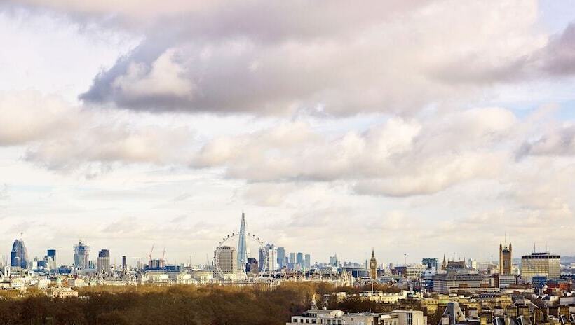 The Park Tower Knightsbridge, A Luxury Collection Hotel, London