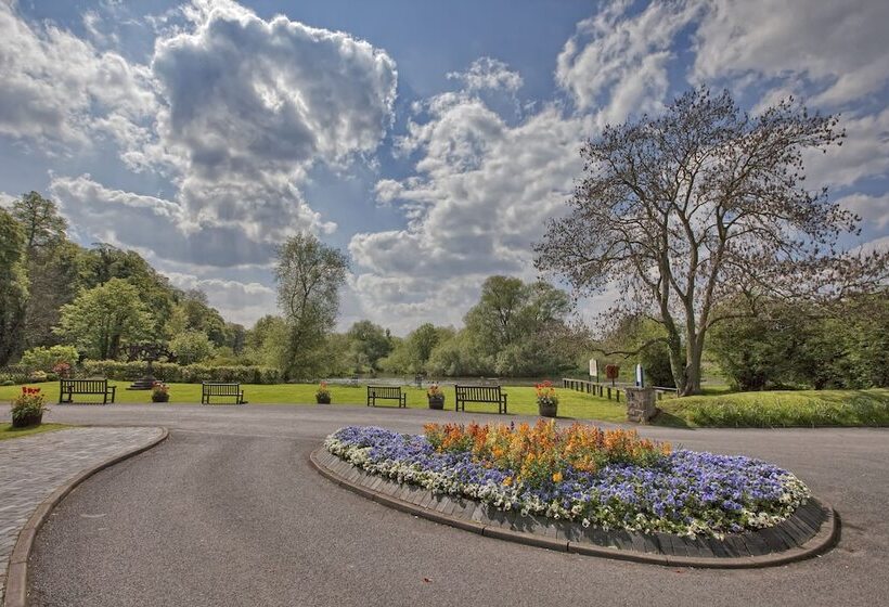 هتل The Priest House On The River