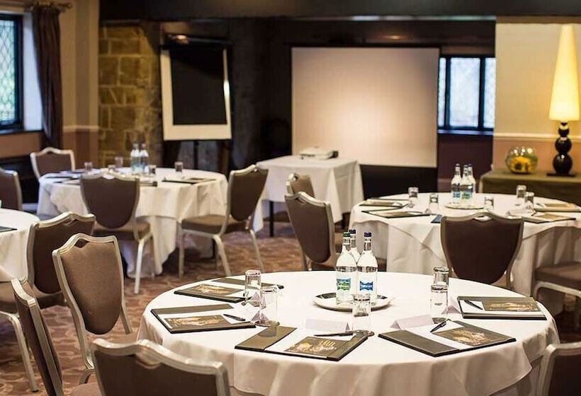 هتل The Priest House On The River