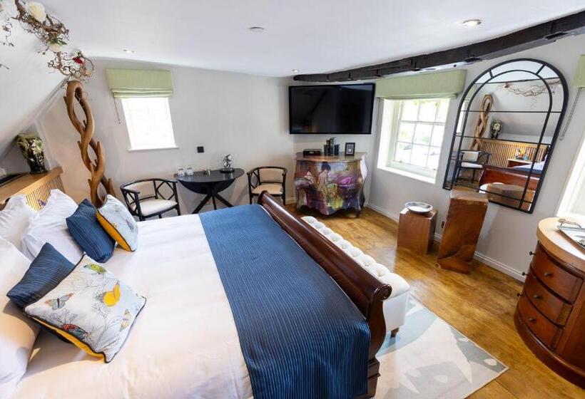 مبيت وإفطار Quob Park Old House Hotel & Spa