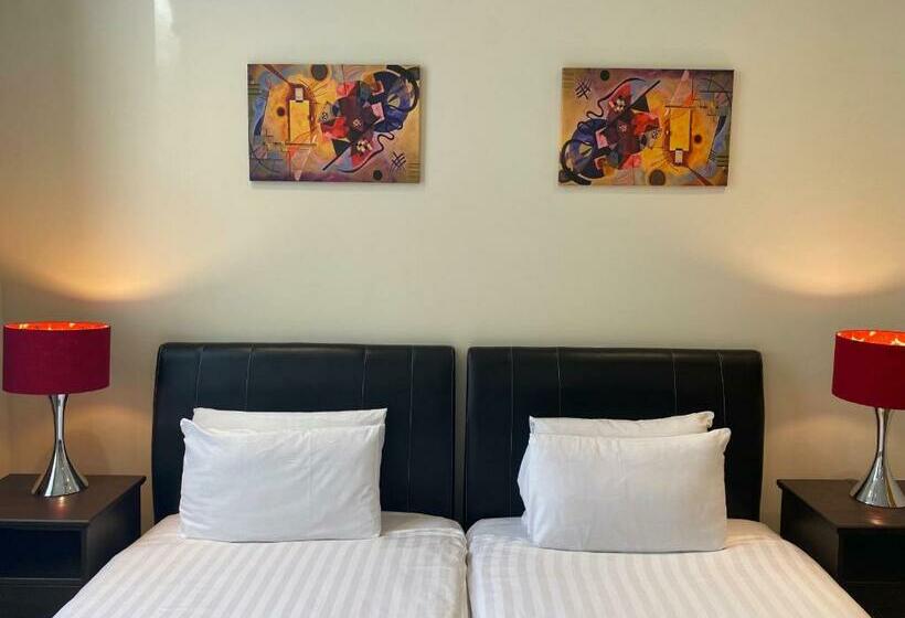 Grand Plaza Serviced Apartments