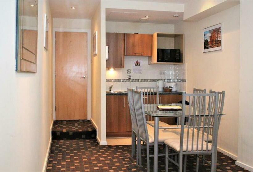 Grand Plaza Serviced Apartments