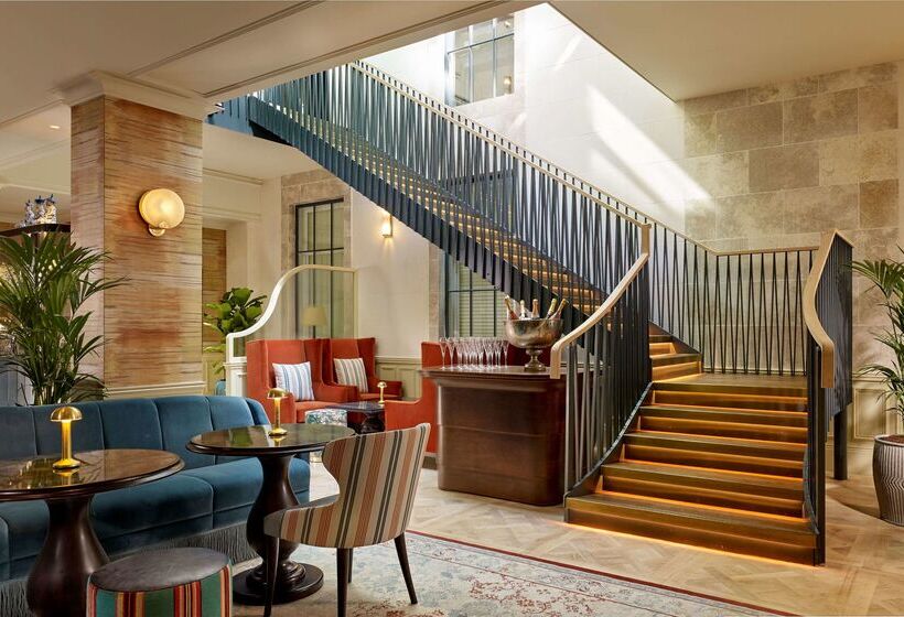 100 Queen S Gate Hotel London, Curio Collection By Hilton