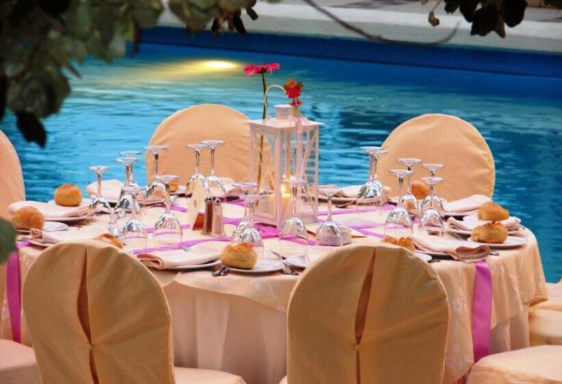 Alexander Beach Hotel & Spa