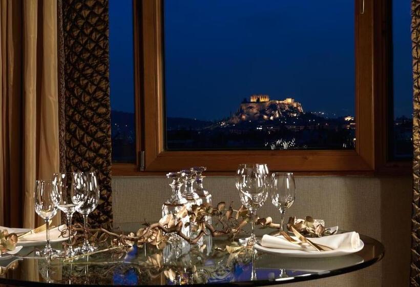 هتل Divani Caravel