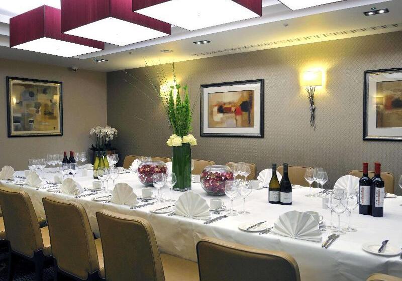 هتل Doubletree By Hilton  London  West End