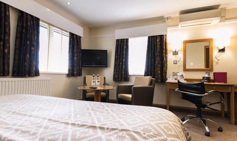 Fairlawns, Hotel And Spa