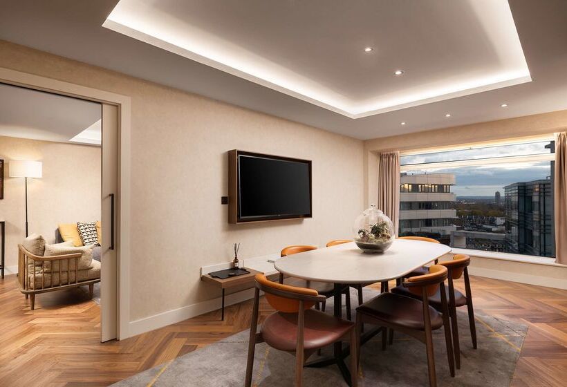 هتل Hilton London Metropole