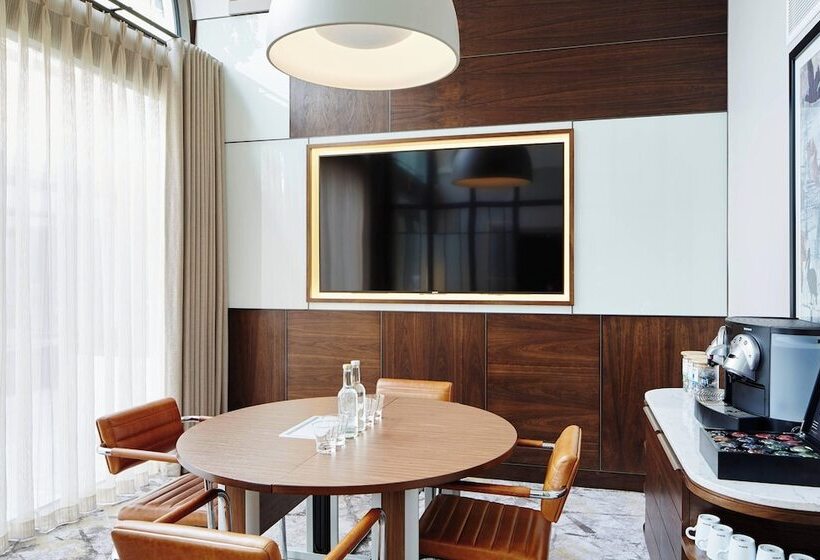 London Marriott Hotel Regents Park