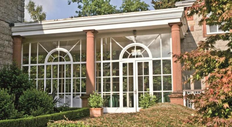 호텔 Macdonald Leeming House