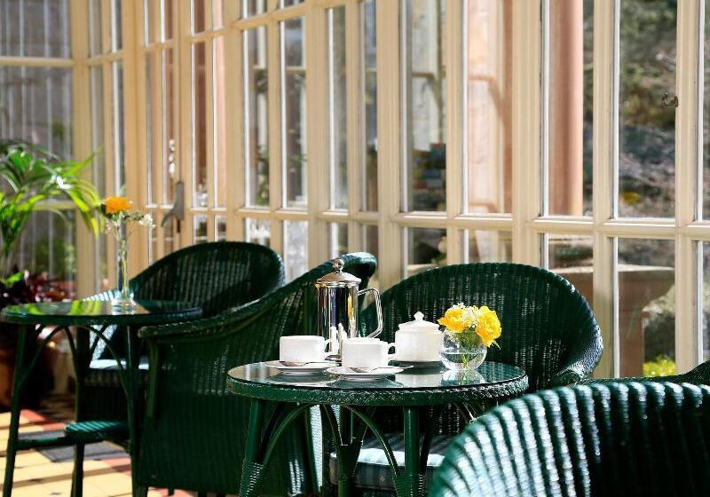 호텔 Macdonald Leeming House